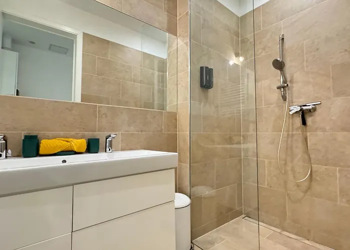 African Paradise With Jacuzzi & Sauna Apartamento