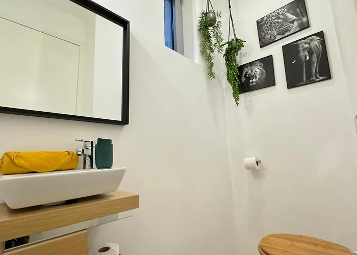 African Paradise With Jacuzzi & Sauna Apartamento Viena